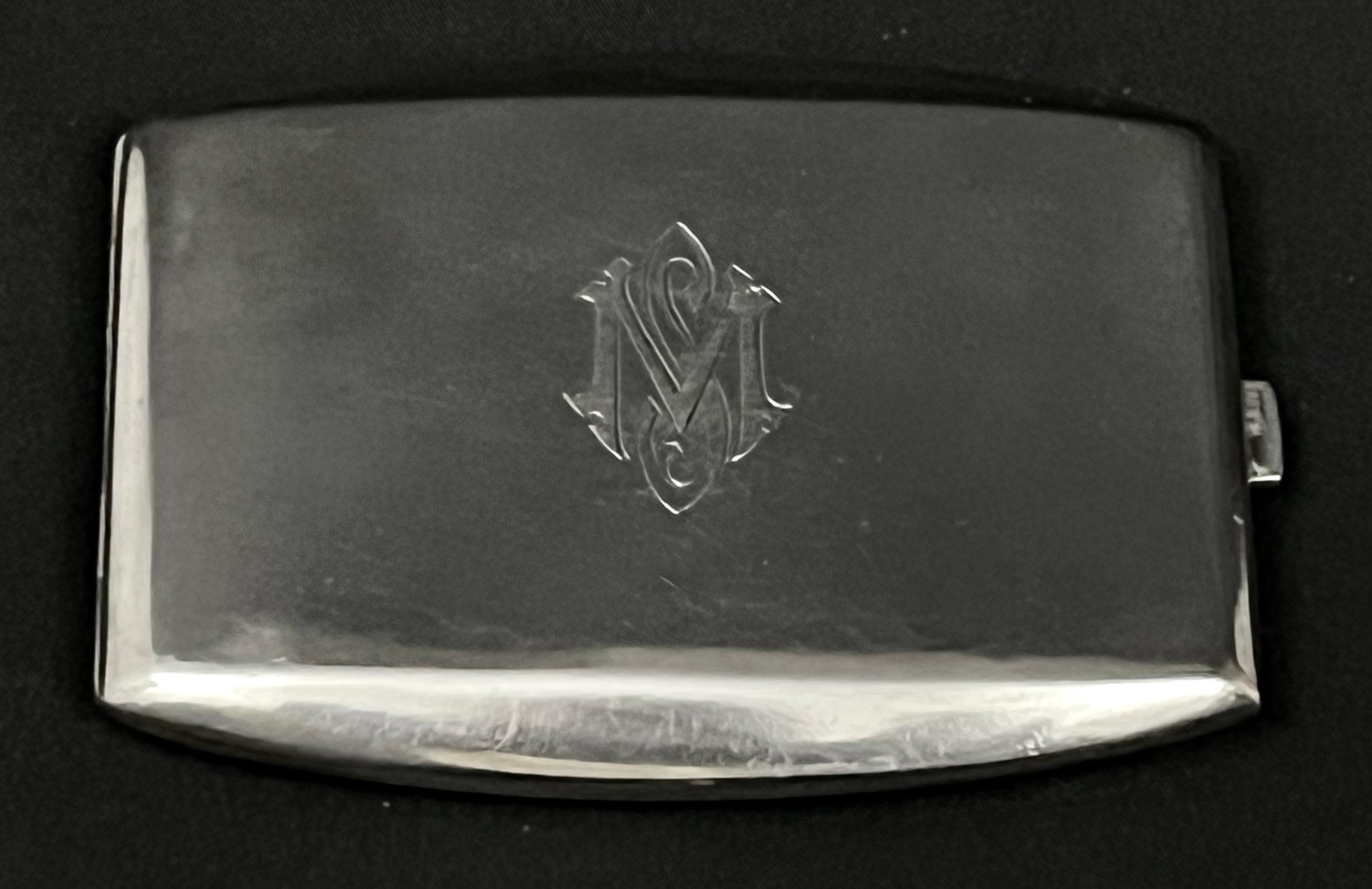 Srebrna papierośnica, masa 131 g