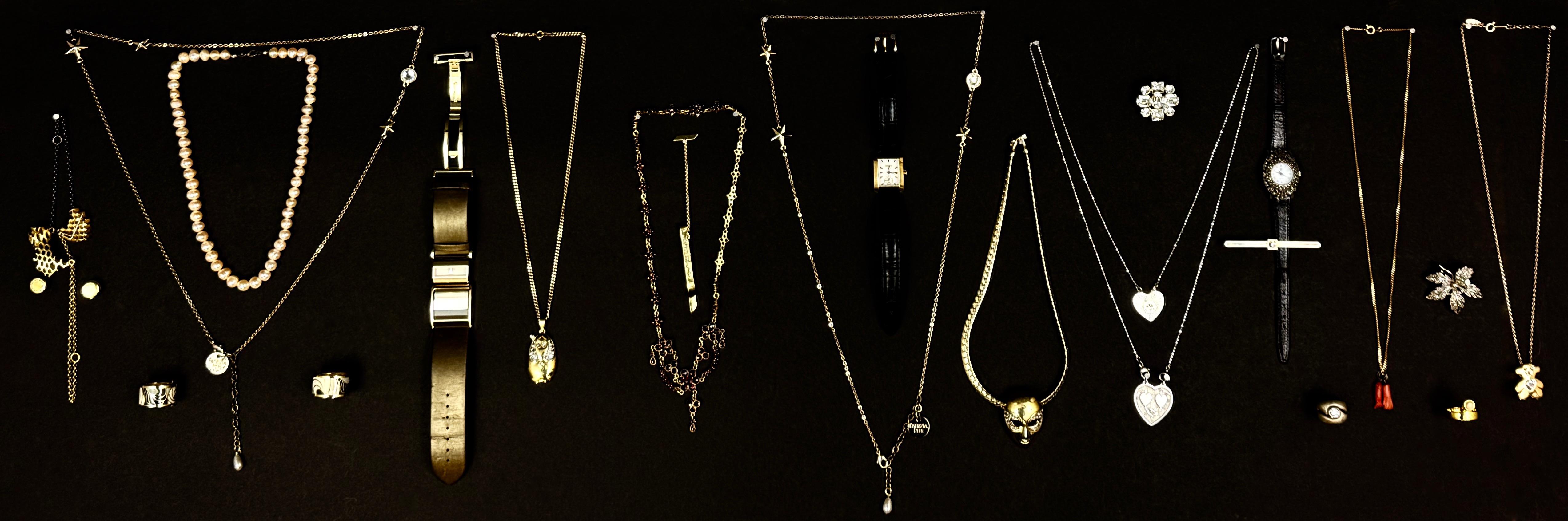 Dekoracyjny zestaw biżuterii -22 sztuki