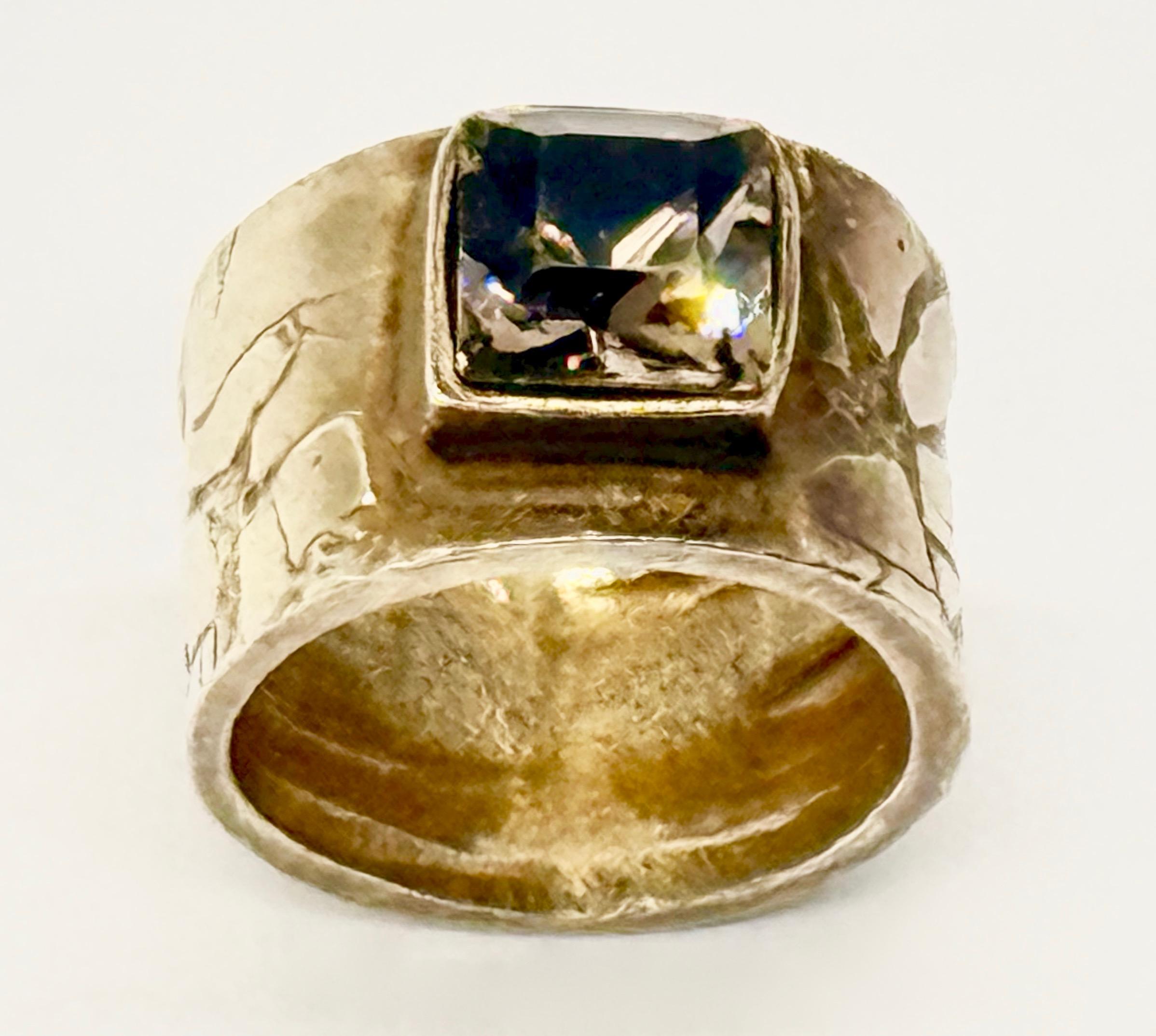 German Kabirski , Srebrny pierścionek