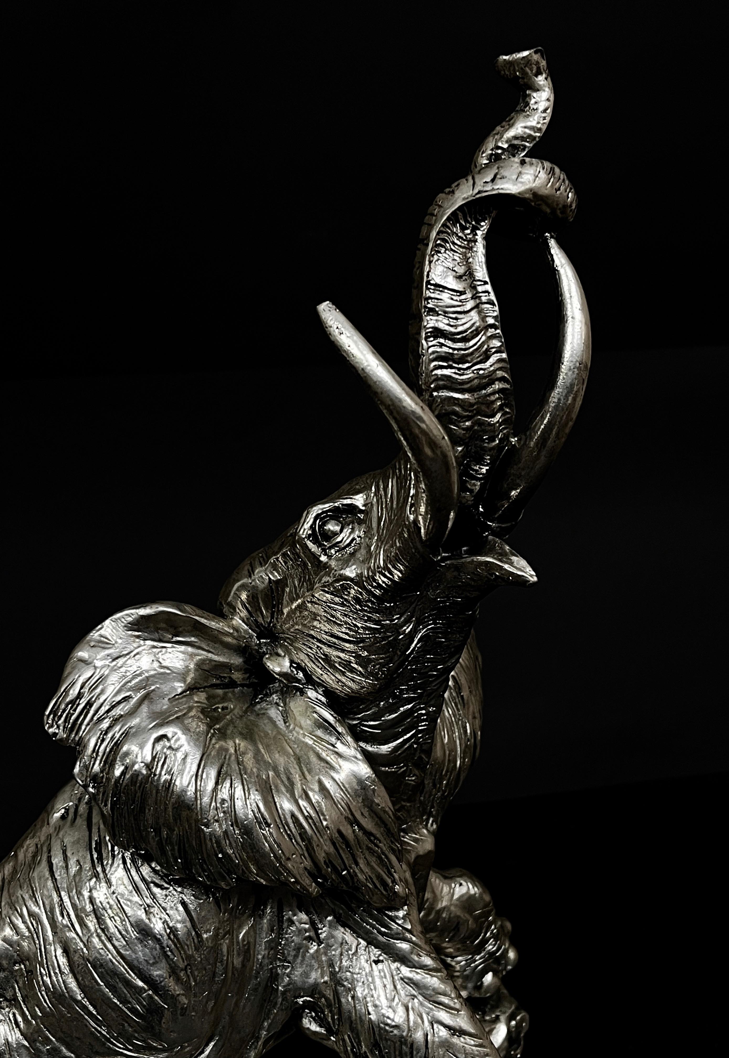 Emyl Sere D'arte , Figura słonia