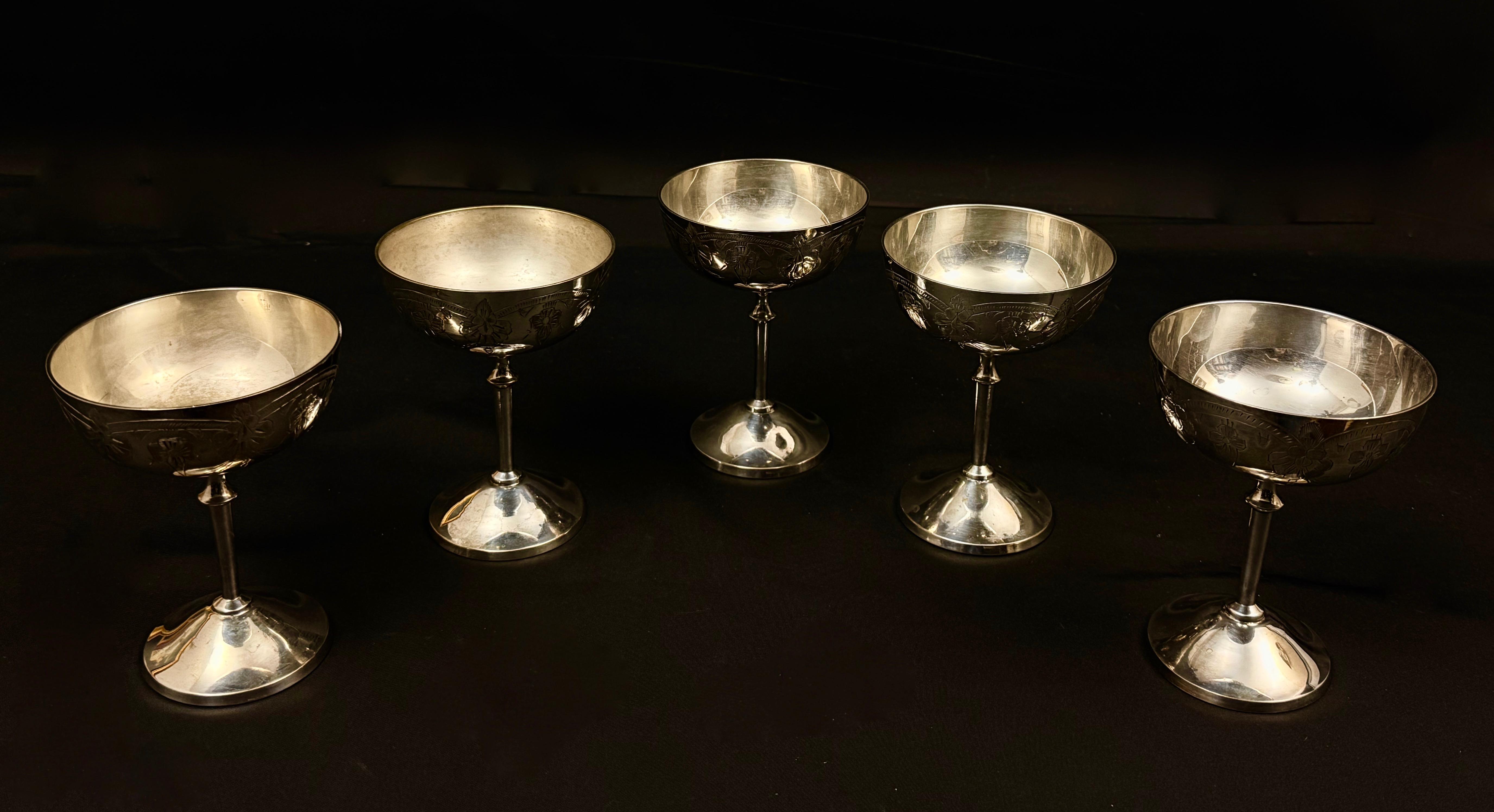 Srebrzony zestaw pucharków do lodów- 5 sztuk