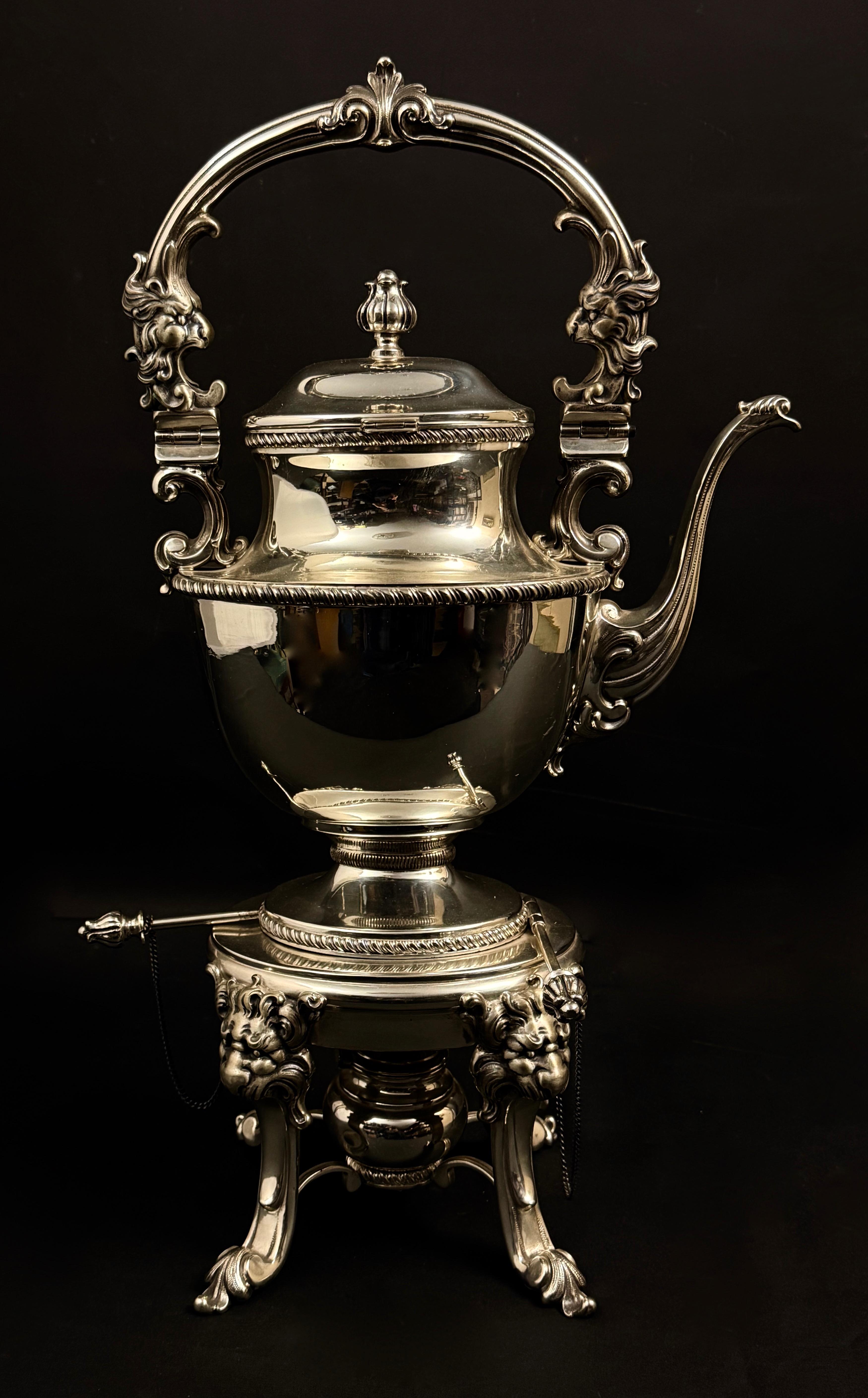 Srebrna buliera, masa łączna 3890 g