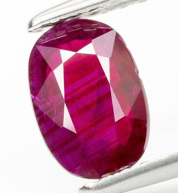 Naturalny niepoprawiany rubin 0,70 ct
