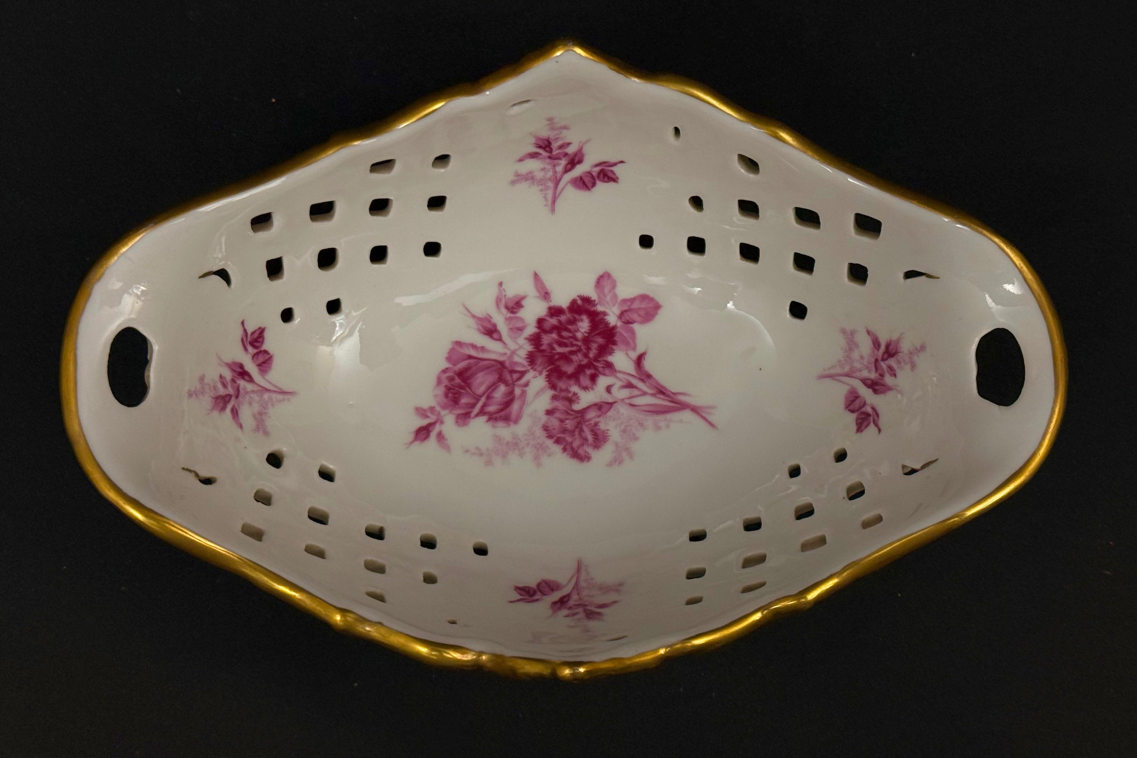 Porcelanowy zestaw- 2 sztuki,