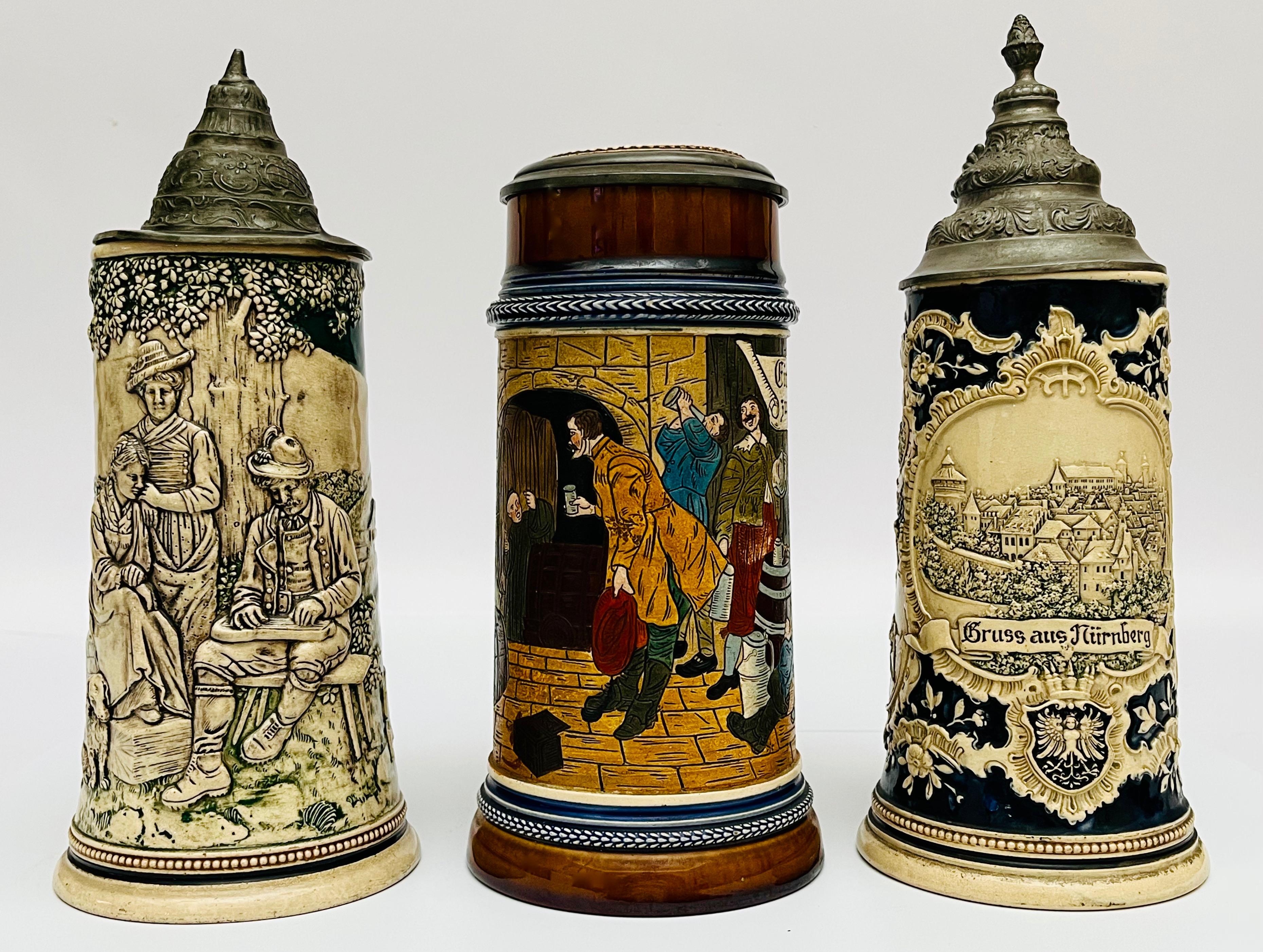 Dekoracyjny zestaw 3 kufli z nakrywami