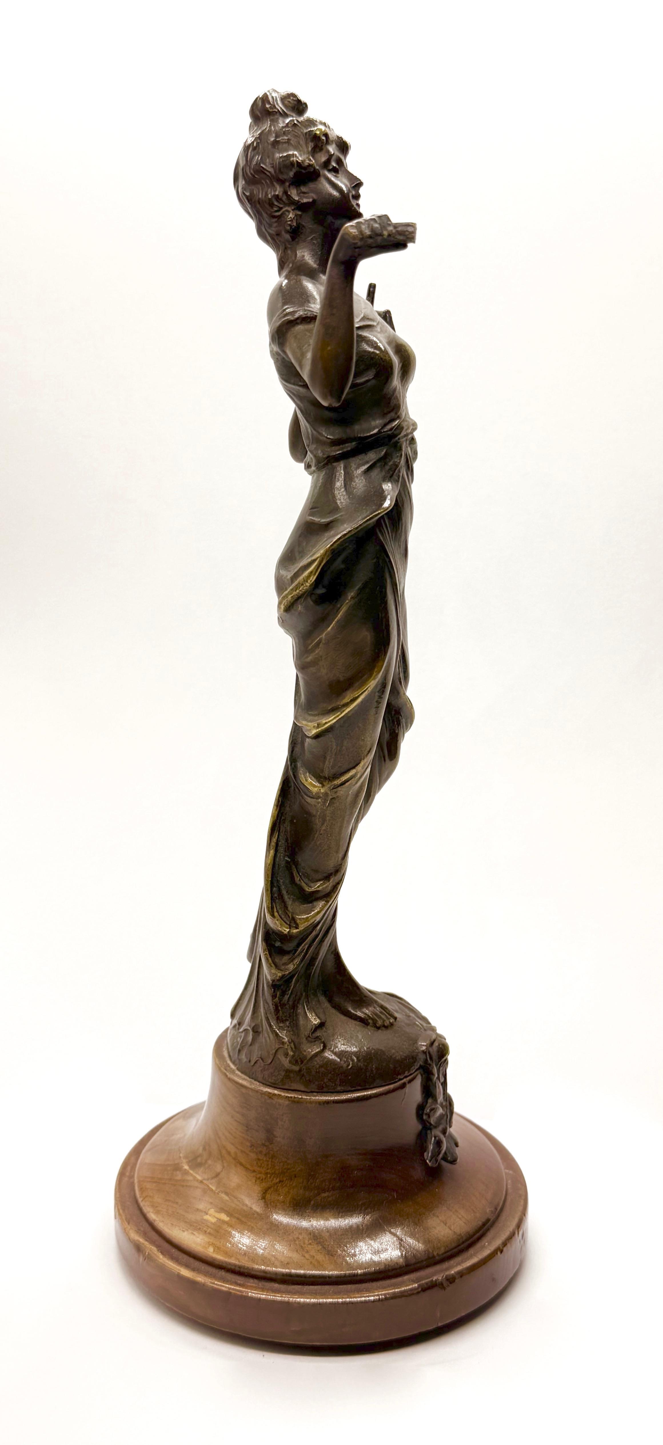 Ozdobna figura kobiety