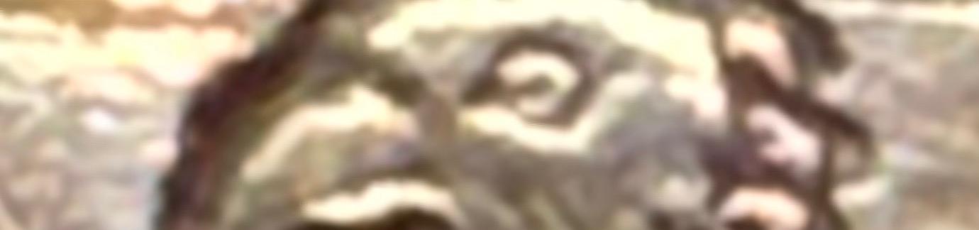 Srebrna solniczka ze szklanym kobaltowym wkładem, masa 104 g