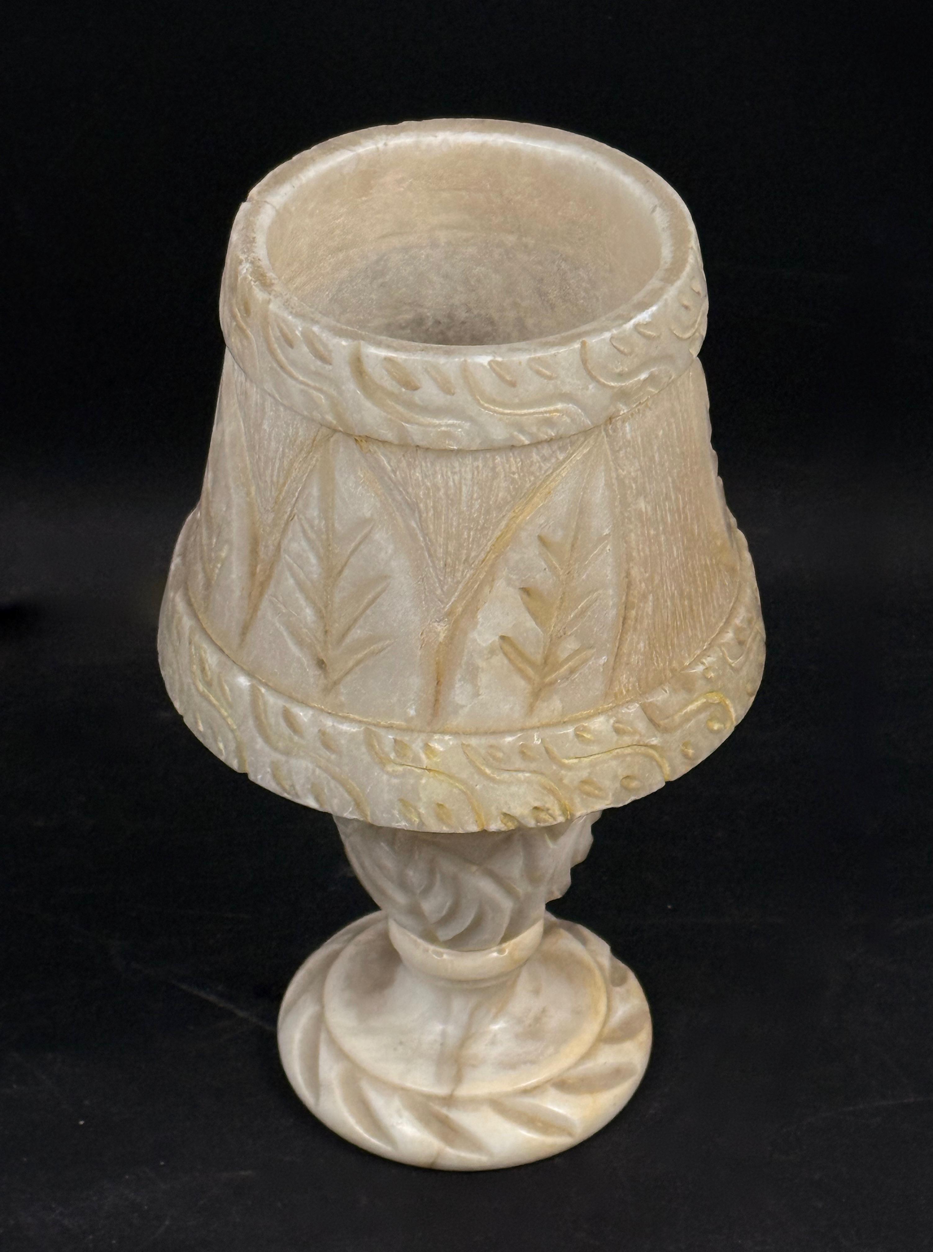 Dekoracyjna lampa salonowa