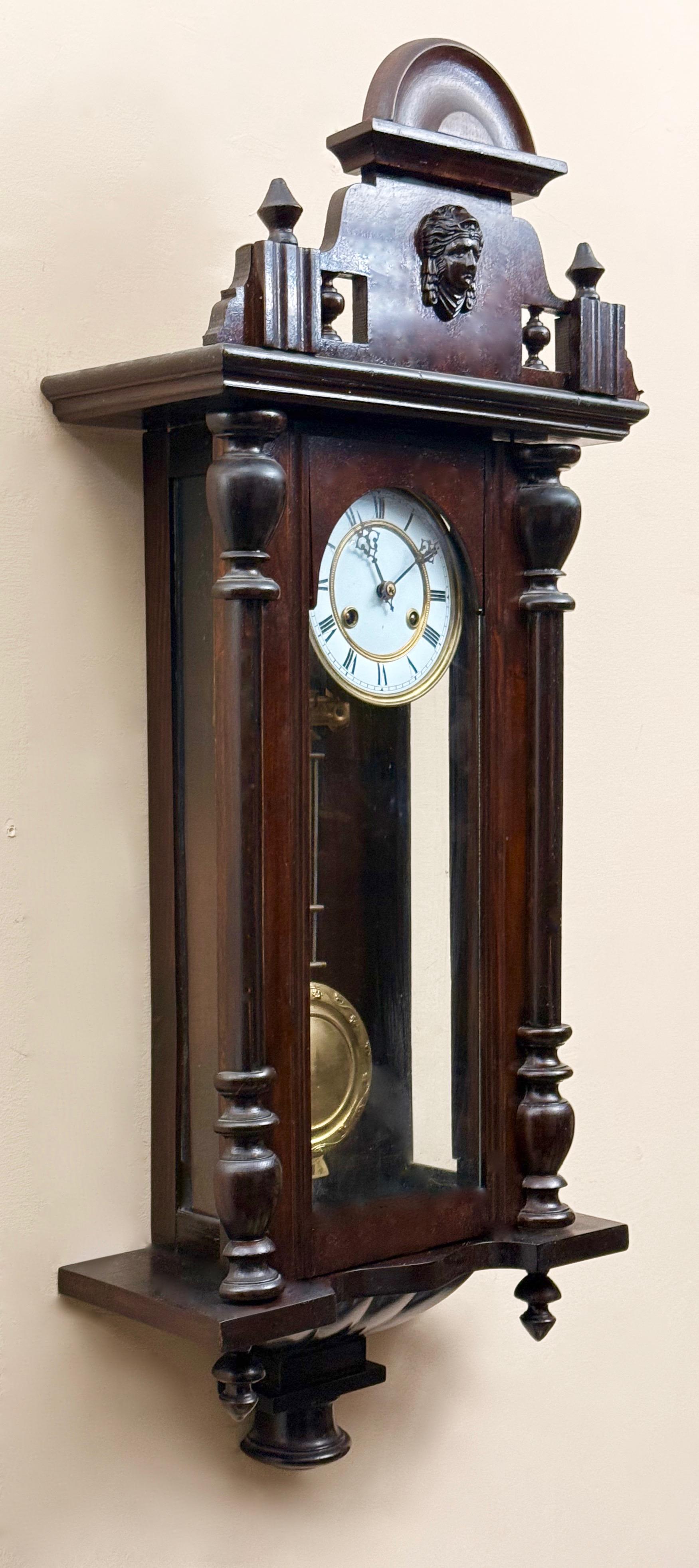 Dekoracyjny zegar ścienny