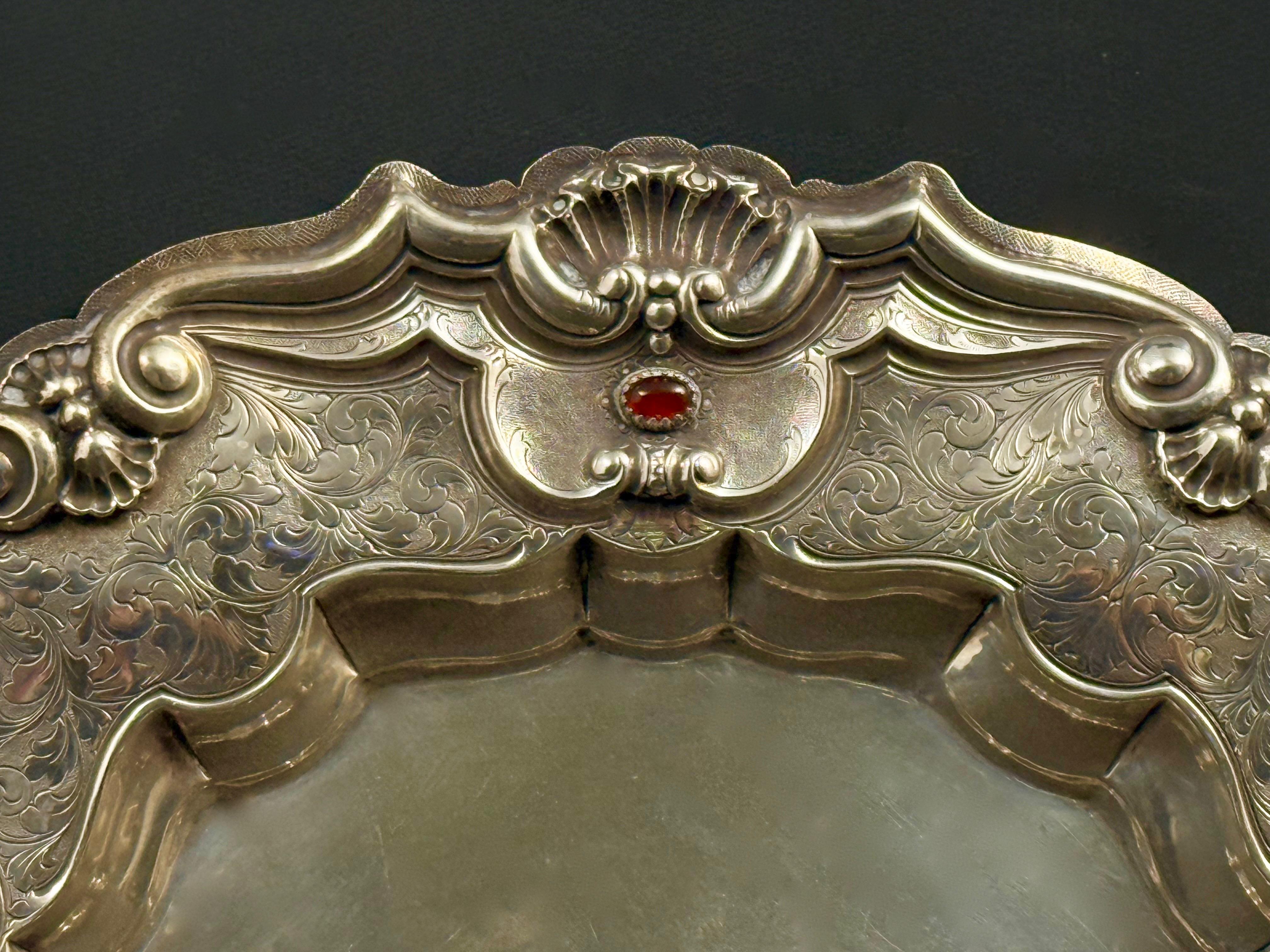 Srebrna patera wielolistna , masa 1234 g