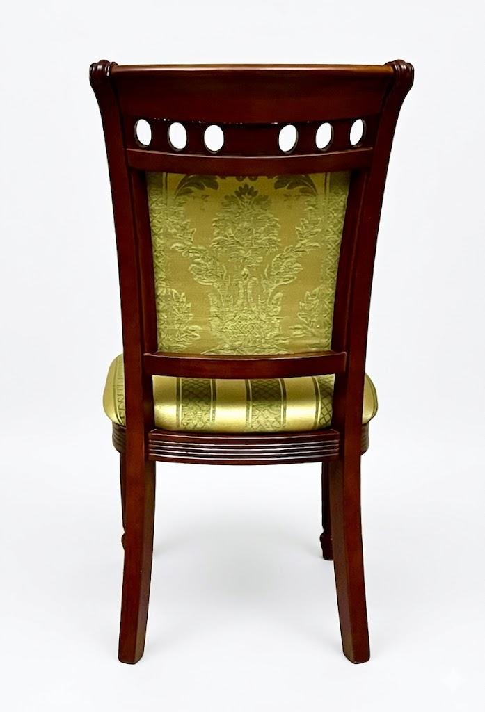 Krzesło ażurowe tapicerowane