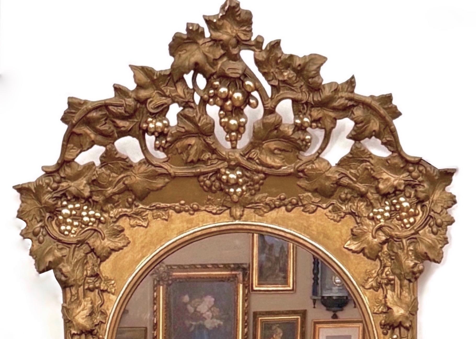 Dekoracyjne lustro z konsolą