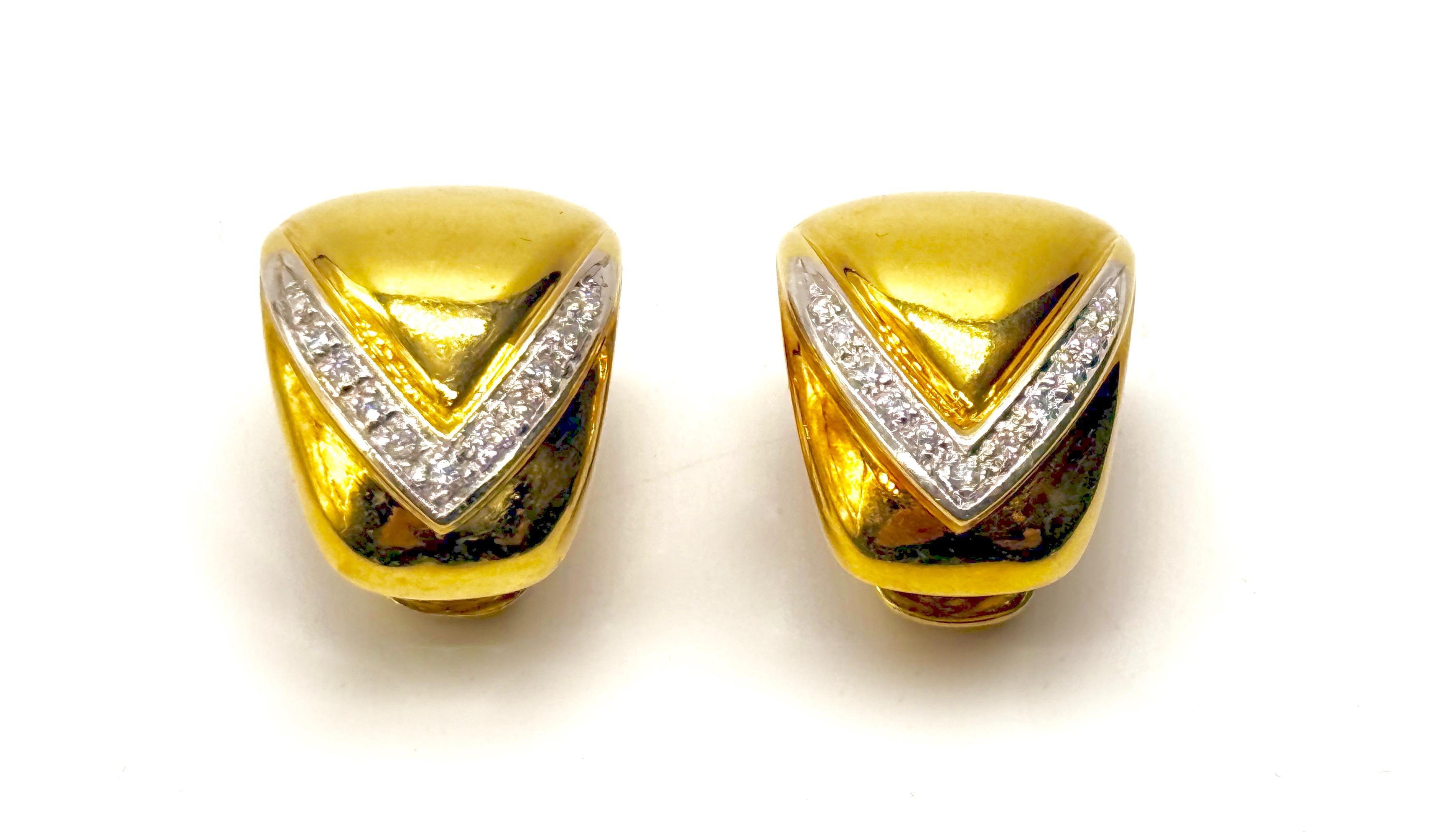 Złote kolczyki z diamentami pr. 0,750, masa łączna 17 g