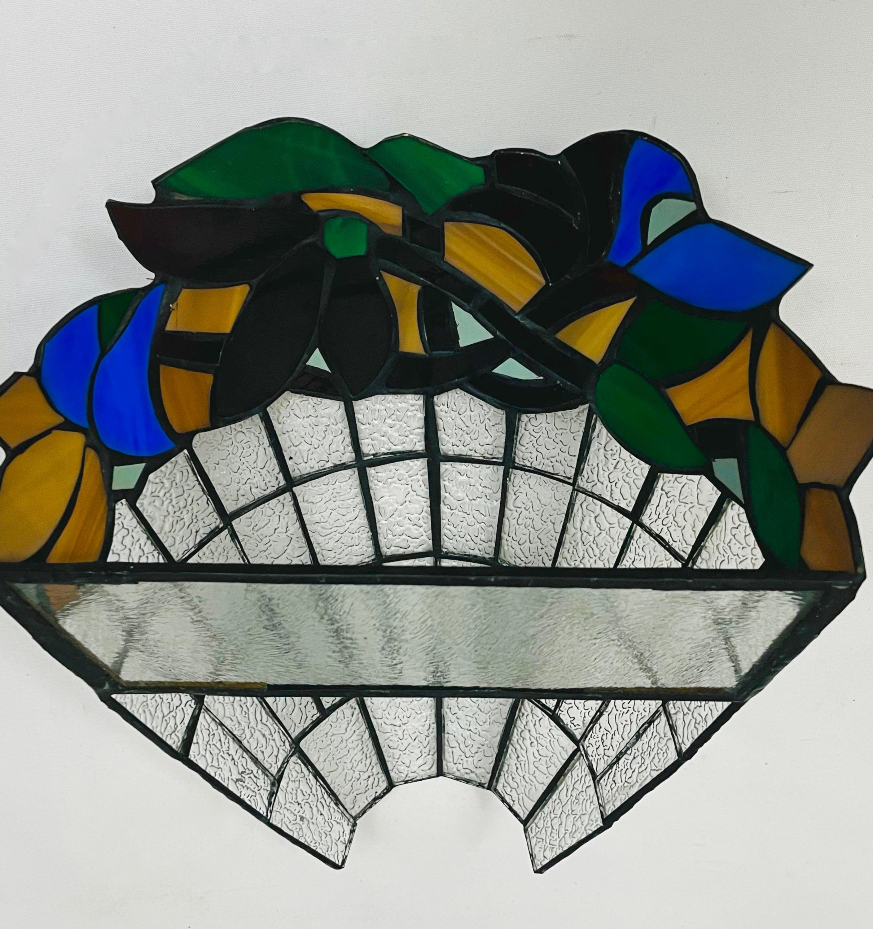 Zestaw witrażowych kloszy do plafonów i kinkietów-8 sztuk