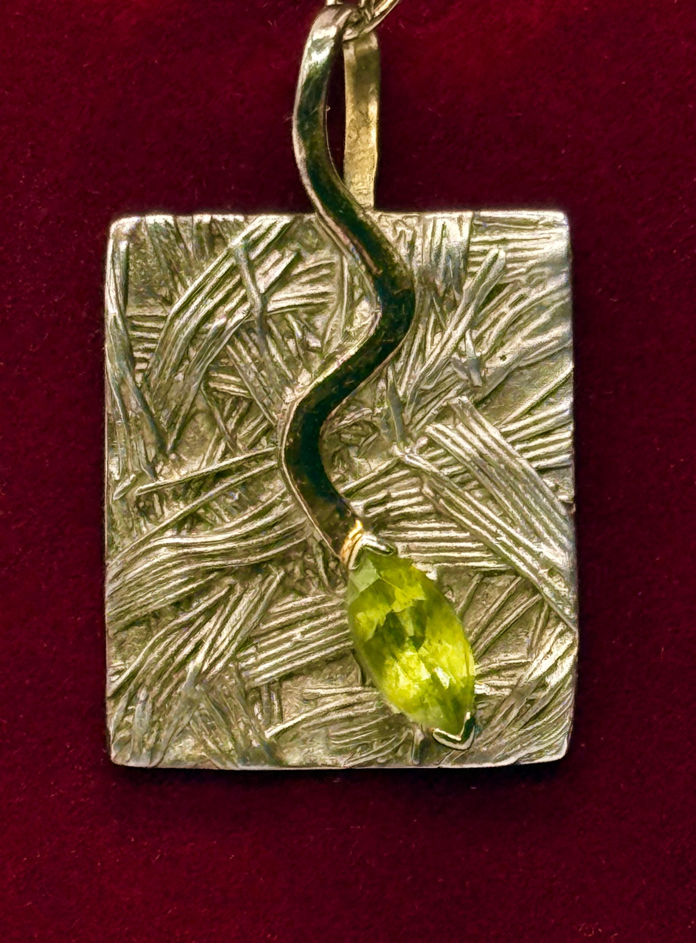 German Kabirski, Srebrny wisior