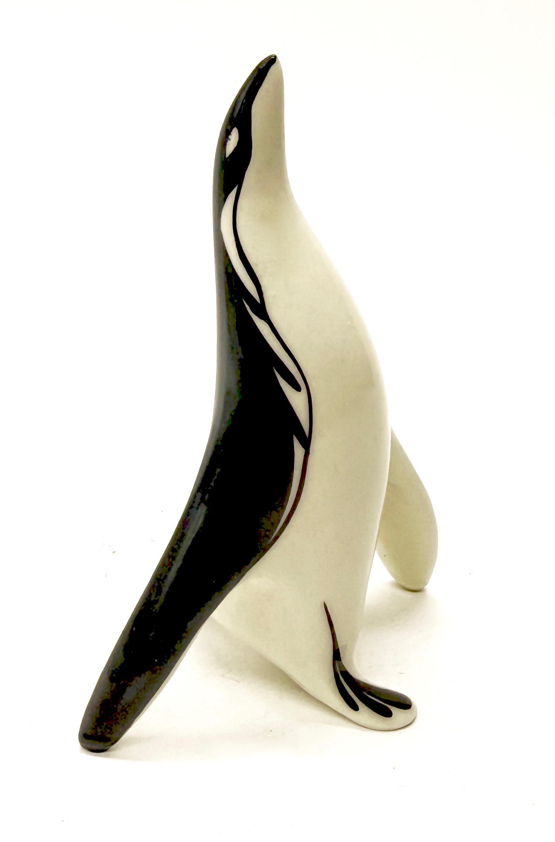 Porcelanowa figura pingwina Wałbrzych