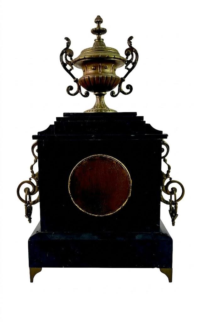 Dekoracyjny zegar kominkowy