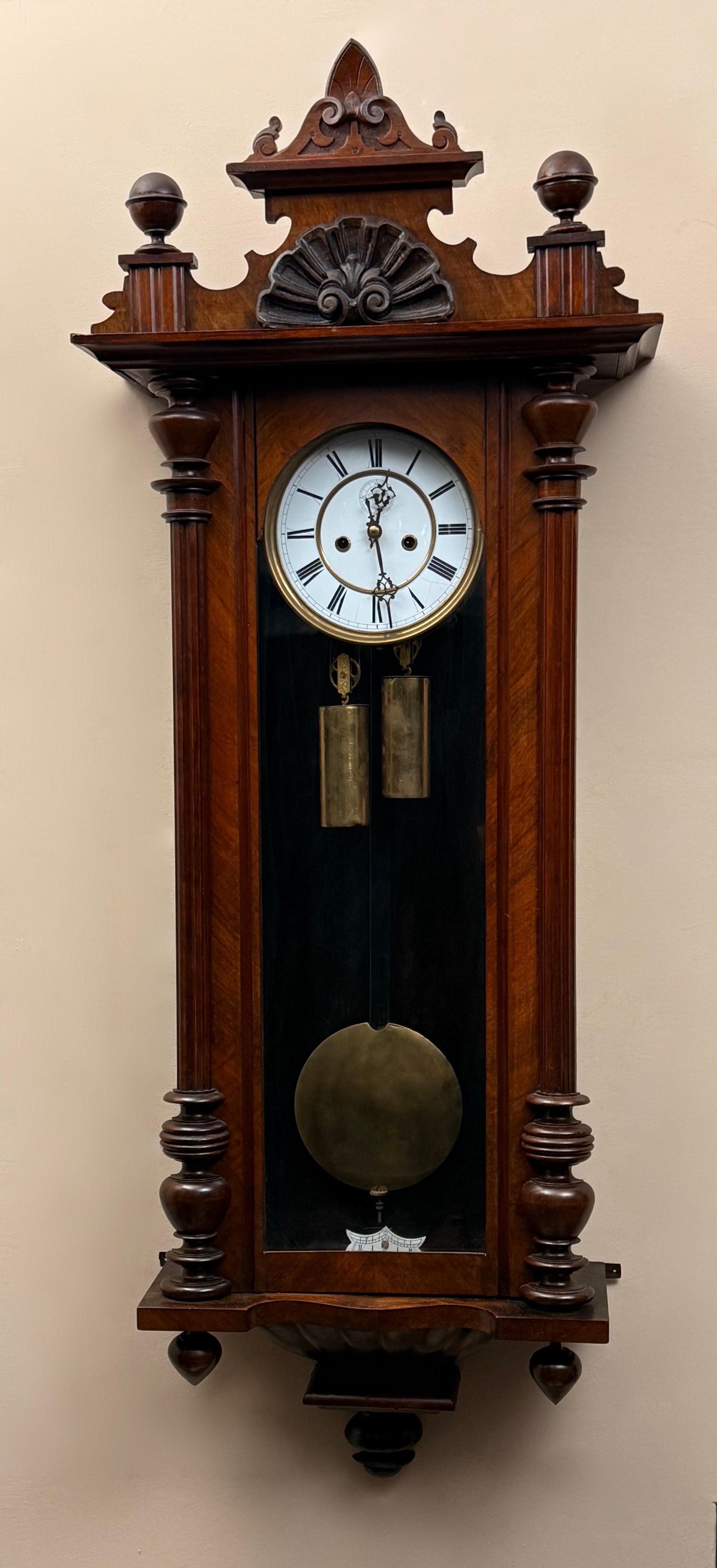 Dekoracyjny zegar ścienny szafkowy ''wiedeński''