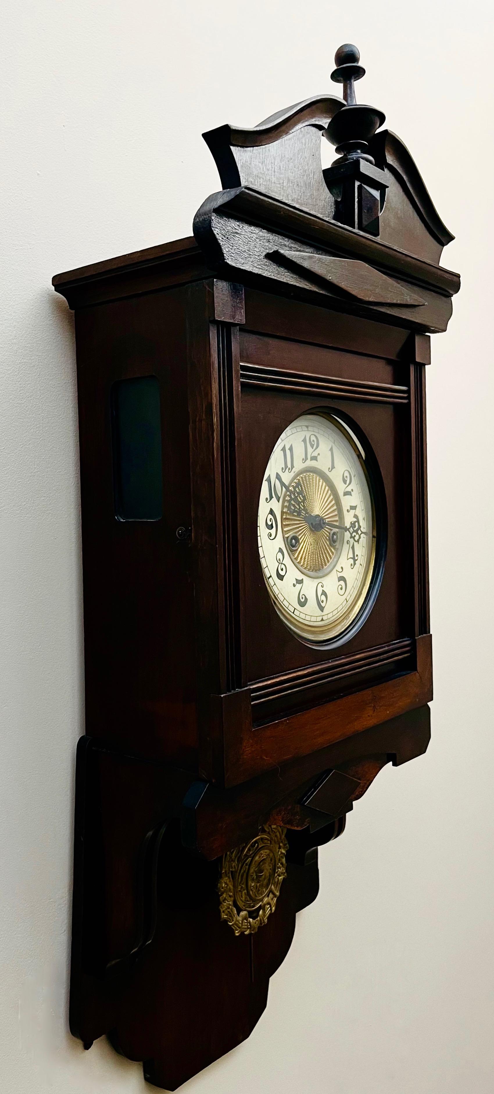 Dekoracyjny zegar wiszący