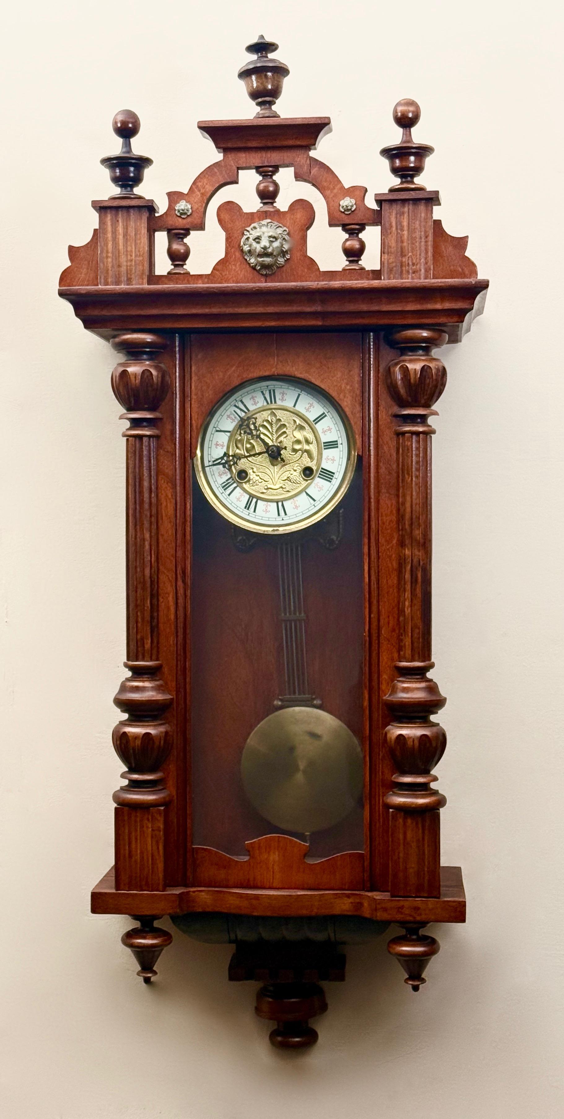 Dekoracyjny zegar ścienny