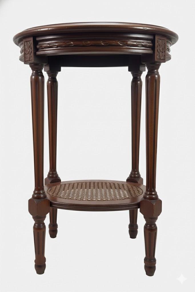 Stolik salonowy  w stylu Ludwika XVI