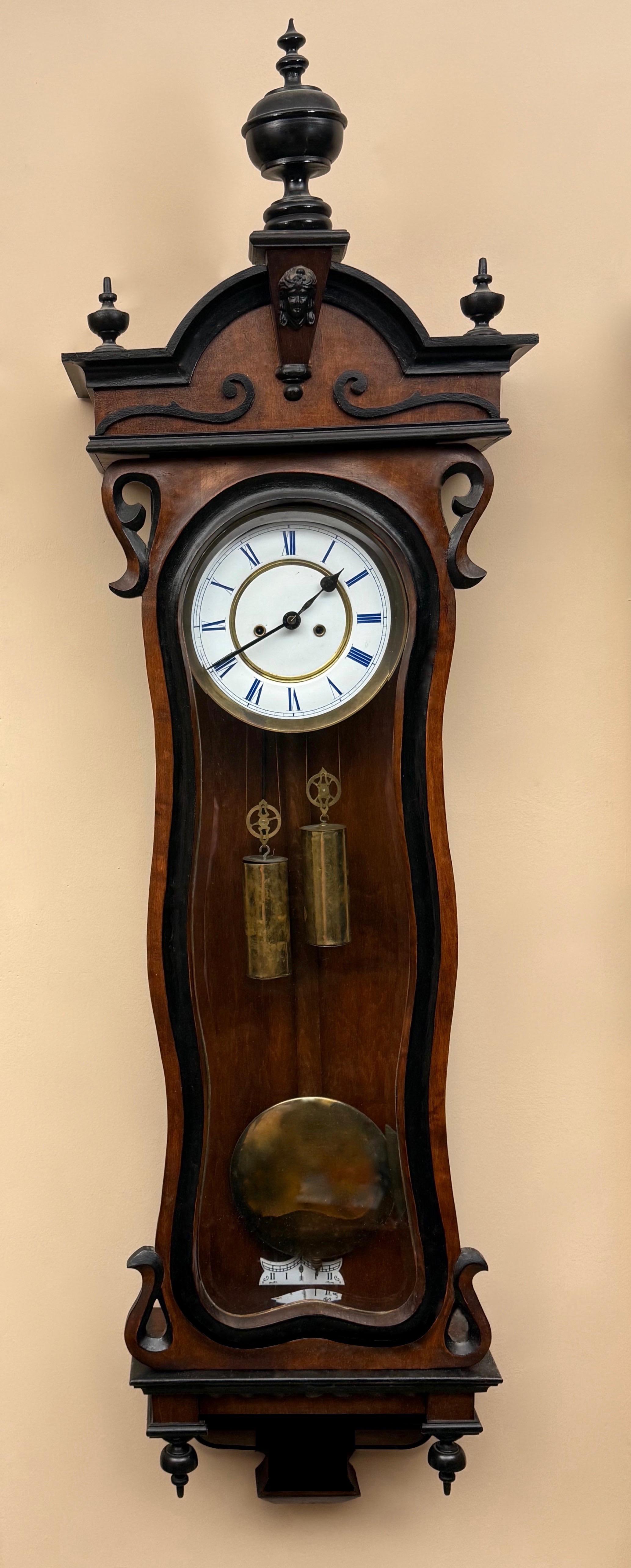 Dekoracyjny zegar wiedeński ścienny szafkowy