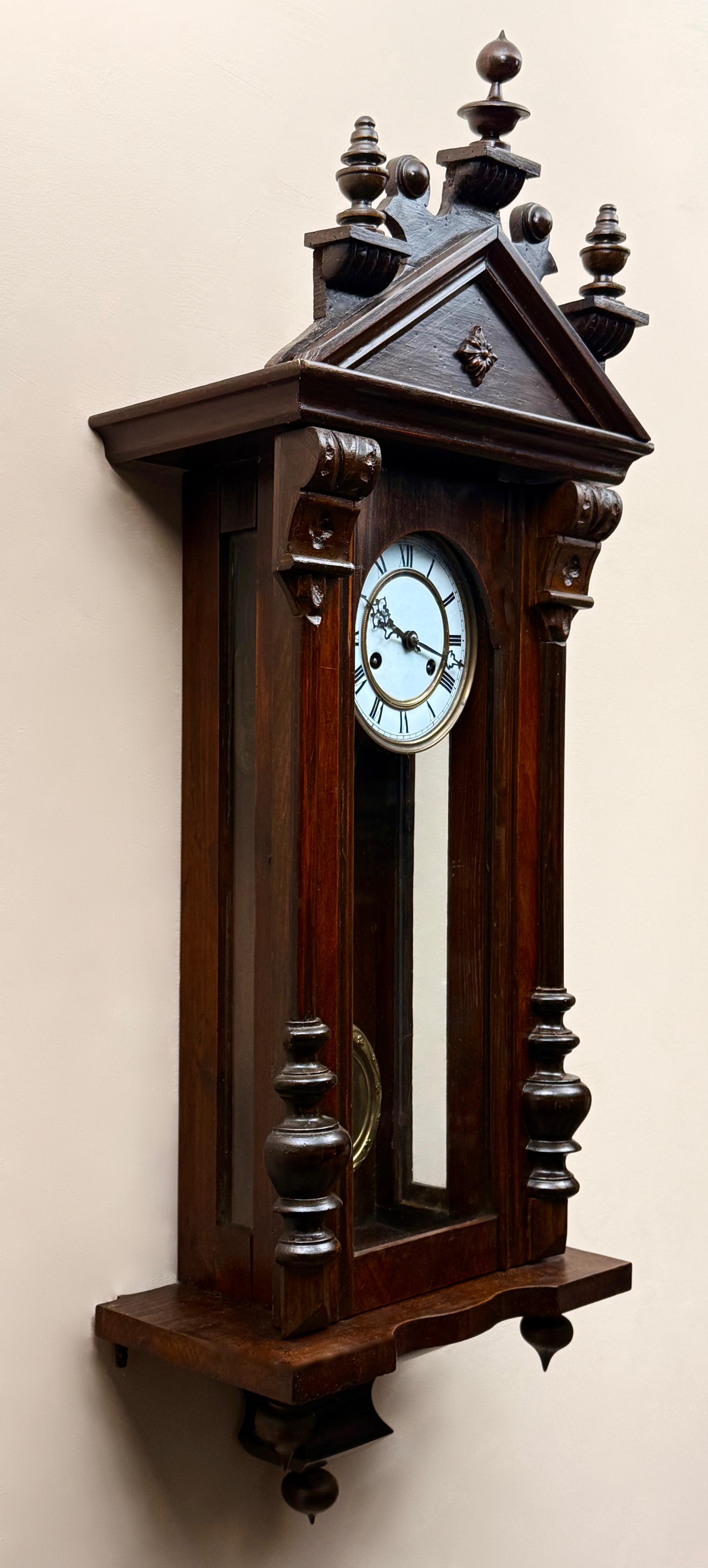 Dekoracyjny zegar ścienny