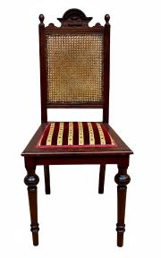 Salonowe krzesło tapicerowane z rafią