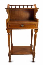 Salonowa szafka z galeryjką, szufladką i dolną półką