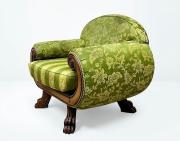 Salonowy fotel stojący na 4 lwich łapach