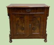 Komoda z wielolistnym blatem,szufladą i dwuskrzydłową szafką