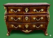 Komoda w stylu rokoko