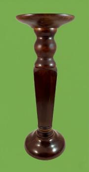 Dekoracyjny postument salonowy