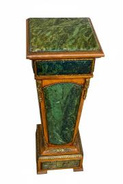 Postument salonowy marmurowy