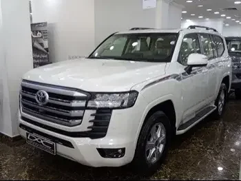 Toyota  Land Cruiser  GXR Twin Turbo  2023  Automatic  0 Km  6 Cylinder  Four Wheel Drive (4WD)  SUV  White  With Warranty