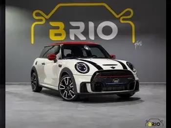 ميني  كوبر  جي سي دبليو  2023  اوتوماتيك  1,000 كم  4 سلندر  سحب امامي  هاتشباك  أبيض  تحت الضمان