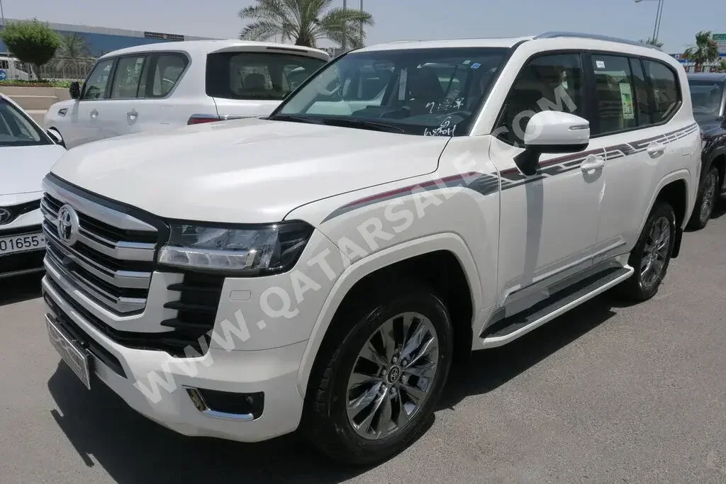 Toyota  Land Cruiser  GXR Twin Turbo  2023  Automatic  0 Km  6 Cylinder  Four Wheel Drive (4WD)  SUV  White  With Warranty