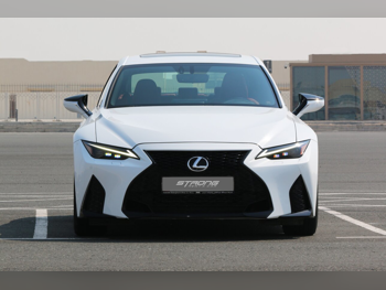 لكزس  آي اس 350  6 سلندر  سيدان  أبيض  2023