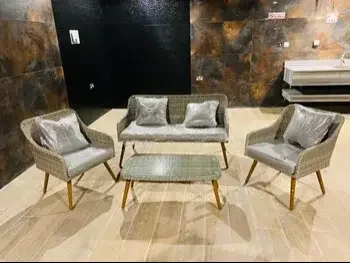 أثاث اخارجي - اللون الرمادي  - كنب