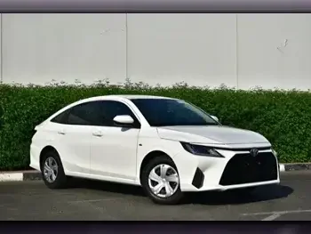 Toyota  Yaris  Sedan  White  2023