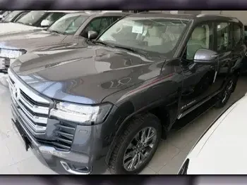 تويوتا  لاند كروزر  جي اكس ار توين توربو  2023  اوتوماتيك  0 كم  6 سلندر  دفع رباعي  اس يو في  رمادي  تحت الضمان