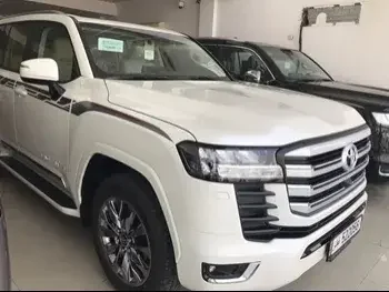 تويوتا  لاند كروزر  جي اكس ار توين توربو  2023  اوتوماتيك  0 كم  6 سلندر  دفع رباعي  اس يو في  أبيض  تحت الضمان