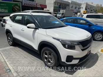 كيا  سيلتوس  4 سلندر  إس يو في 4 في 4  أبيض  2022