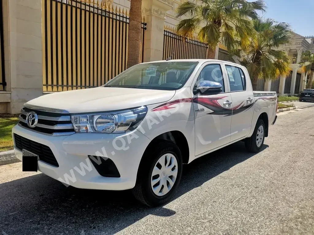 Toyota  Hilux  2x4  White  2023