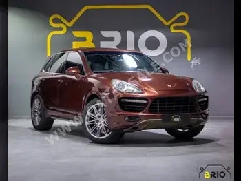 بورش  كيان  توربو  2011  اوتوماتيك  167,000 كم  8 سلندر  دفع رباعي  اس يو في  بني