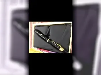 MONTBLANC  Black and Gold -  Year 2022  Fountain Pen