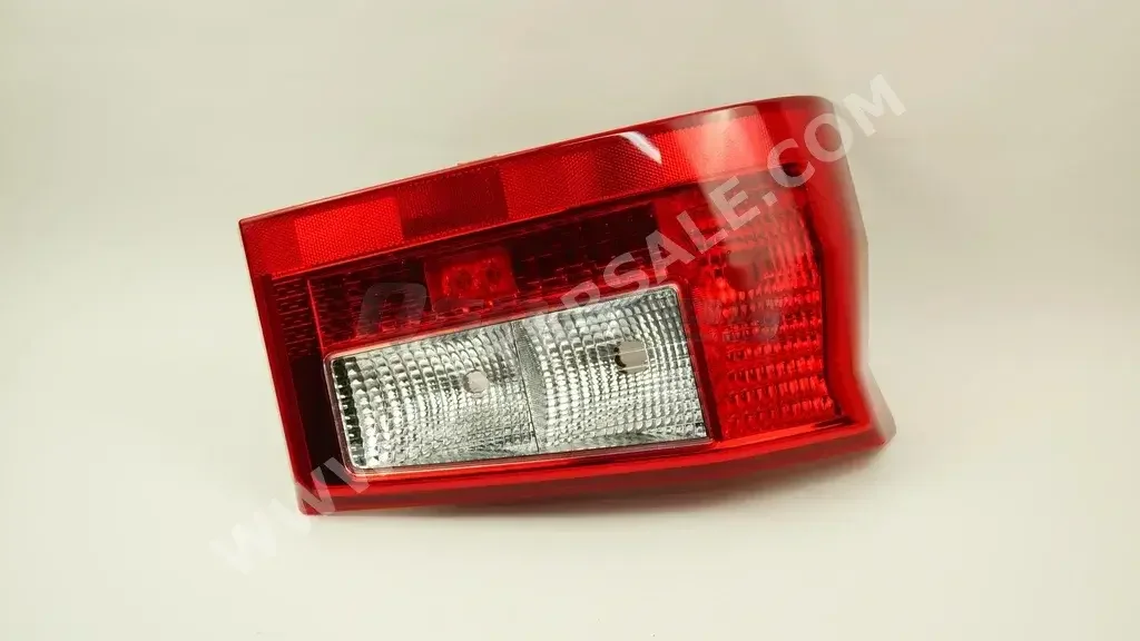 قطع غيار السيارات - تويوتا كوستر - اللإضاءة والفيوزات -رقم القطعة: 8156136390