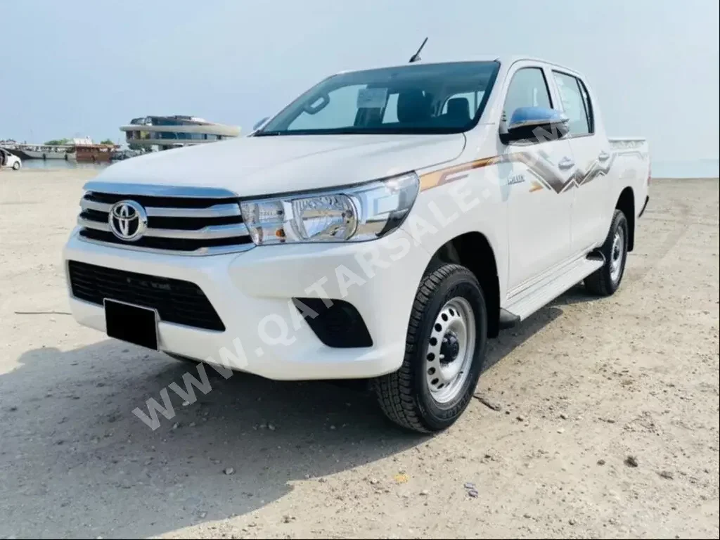 Toyota  Hilux  2024  Automatic  0 Km  4 Cylinder  Four Wheel Drive (4WD)  Pick Up  White  With Warranty