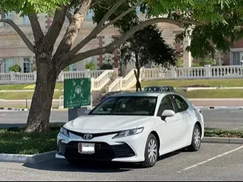 Toyota  Camry  Sedan  White  2024
