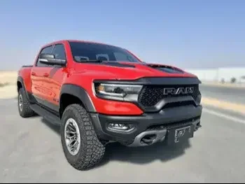 دودج  رام  تي أر إكس  2022  اوتوماتيك  61,000 كم  8 سلندر  دفع رباعي  بيكب  أحمر  تحت الضمان